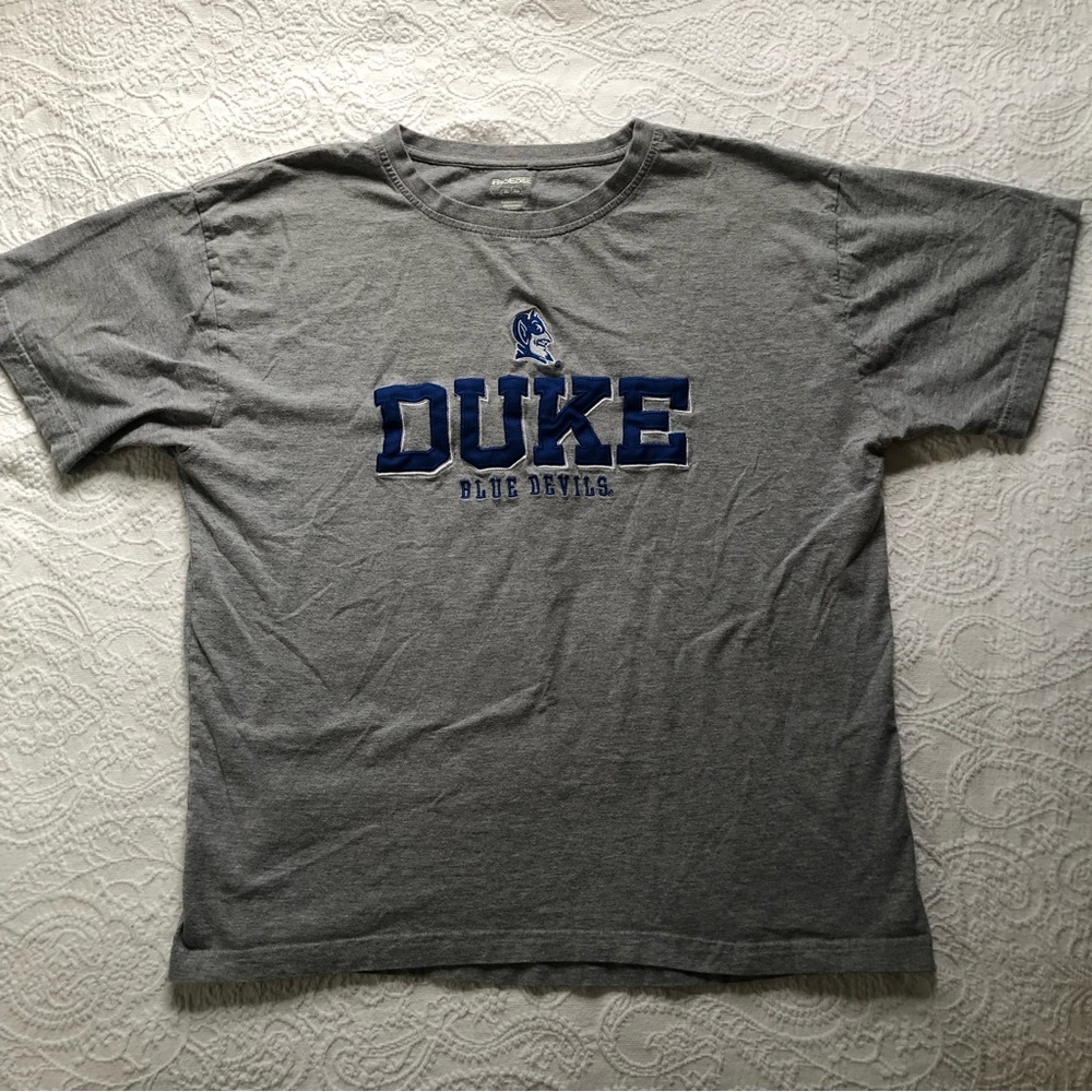 DUKE UNIVERSITY SHIRT